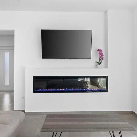 Sunset فيلة Galižana